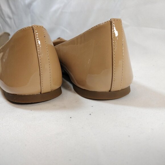 Michael Kors Ballet Flat Loafers; Patent Leather - Picture 9 of 11